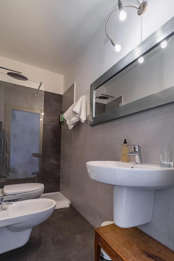 S. Trinita 18, Suites & Rooms Тренто Екстер'єр фото