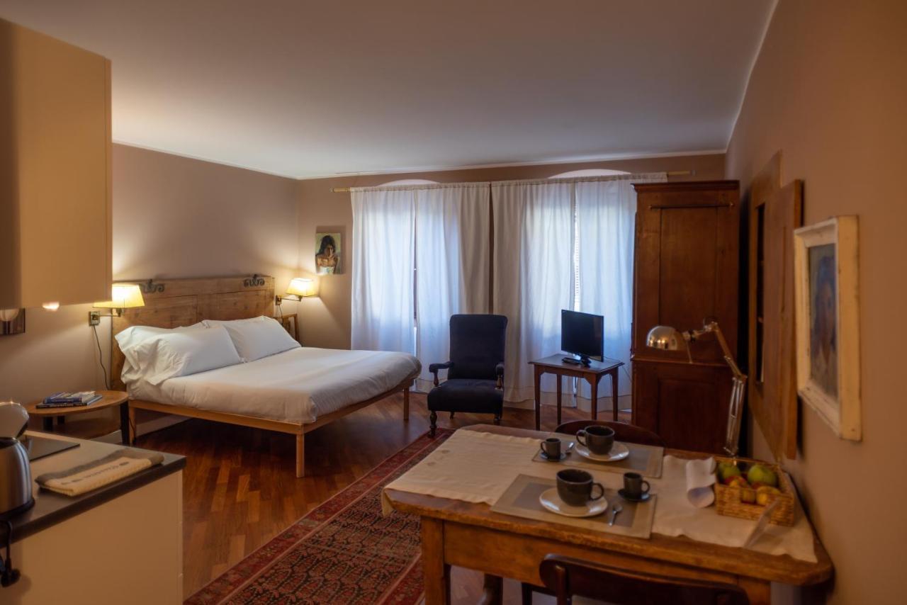 S. Trinita 18, Suites & Rooms Тренто Екстер'єр фото