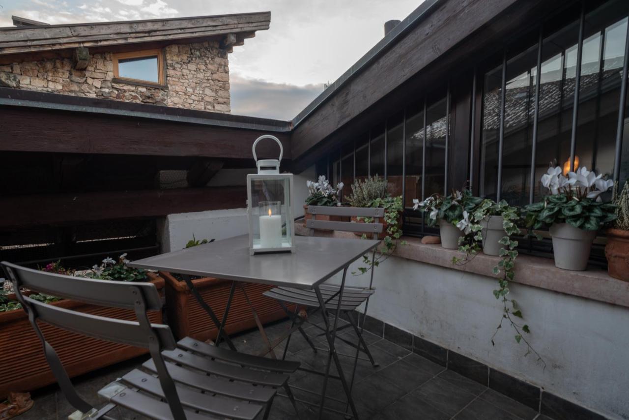 S. Trinita 18, Suites & Rooms Тренто Екстер'єр фото